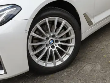 BMW 520 d xDrive Luxury Line
