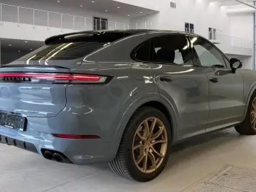 Porsche Cayenne * CoupeS * Individual * 3xTV
