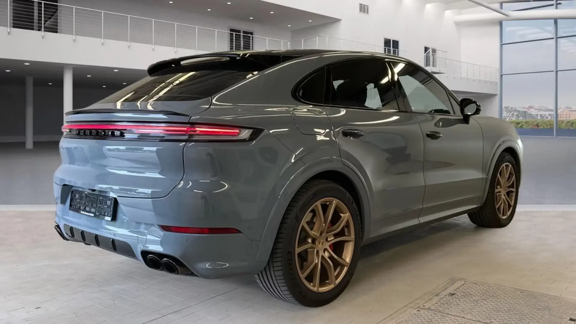 Porsche Cayenne * CoupeS * Individual * 3xTV