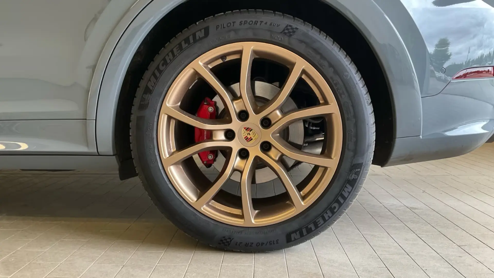 Porsche Cayenne * CoupeS * Individual * 3xTV