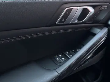 X6 30 d xDrive M Sport LED/LEDER/HUD/PANO/RFK/WI
