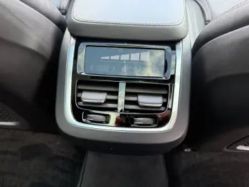 Volvo XC90 XC 90 XC90 R Design AWD