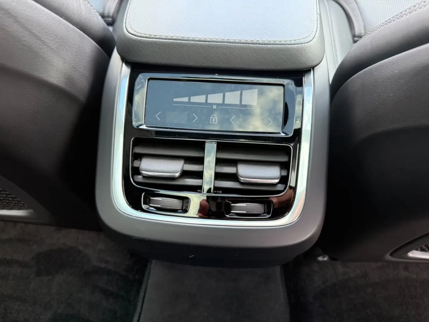 Volvo XC90 XC 90 XC90 R Design AWD