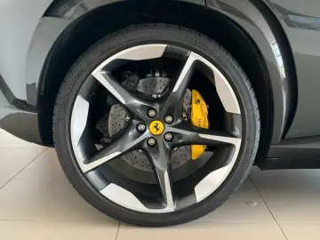 Purosangue   ***Ferrari Frankfurt***