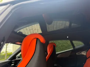 Purosangue V12 DCT 4WD ATELIER