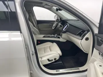 Volvo XC90 XC 90 B5 360° AHK S-Dach ACC
