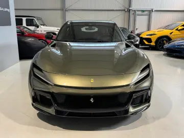 Purosangue V12 Carbon Lift Pano Verde Masoni