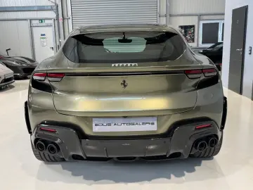 Purosangue V12 Carbon Lift Pano Verde Masoni