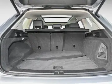 Volkswagen Touareg 3.0 TDI 4MOTION Masaj Tiptronic