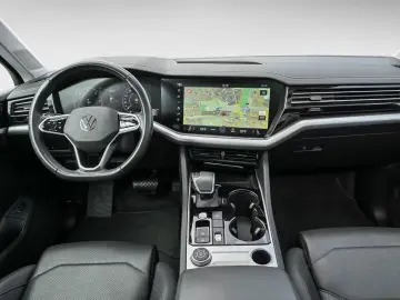 Volkswagen Touareg 3.0 TDI 4MOTION Masaj Tiptronic