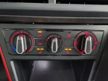 Polo GTI DSG 200PS Sitzhzg. Bluetooth DAB PDC