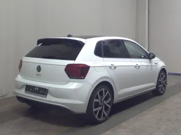 Polo VI 2.0 TSI GTI Navi LED AUT DynLicht SHZ
