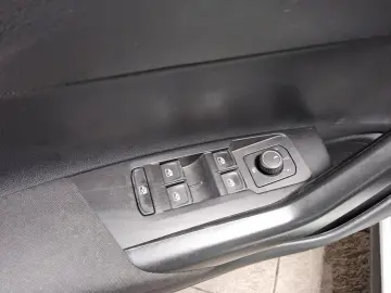 Polo VI 2.0 TSI GTI Navi LED AUT DynLicht SHZ