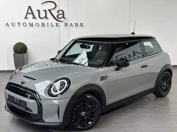 Cooper SE Classic Trim Black NAV+LED+PP+SHZ+1HD