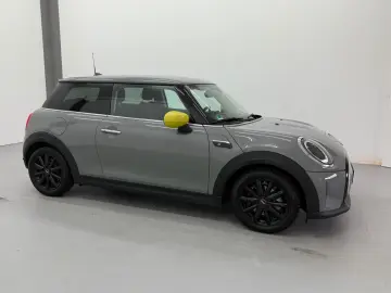 Cooper SE Essential Trim SPOSI LED NAVI PDC Klim