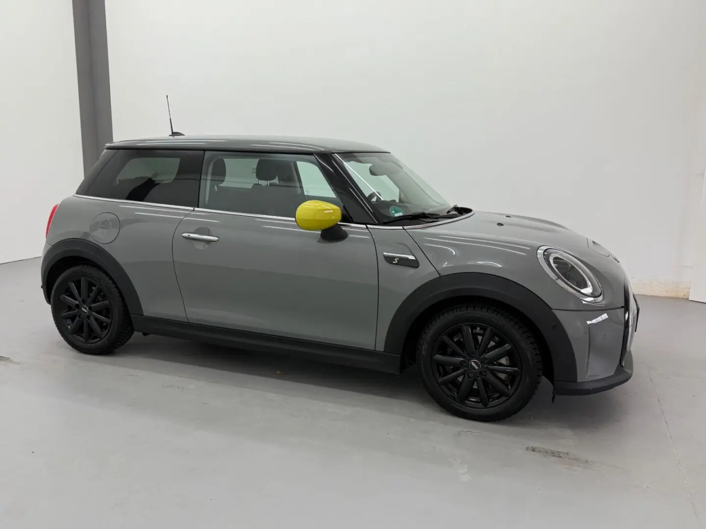 Cooper SE Essential Trim*SPOSI*LED*NAVI*PDC*Klim