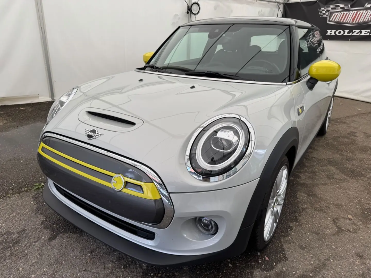 Cooper SE Trim /Kamera/Navi/Fernlichtaut./1.Hand