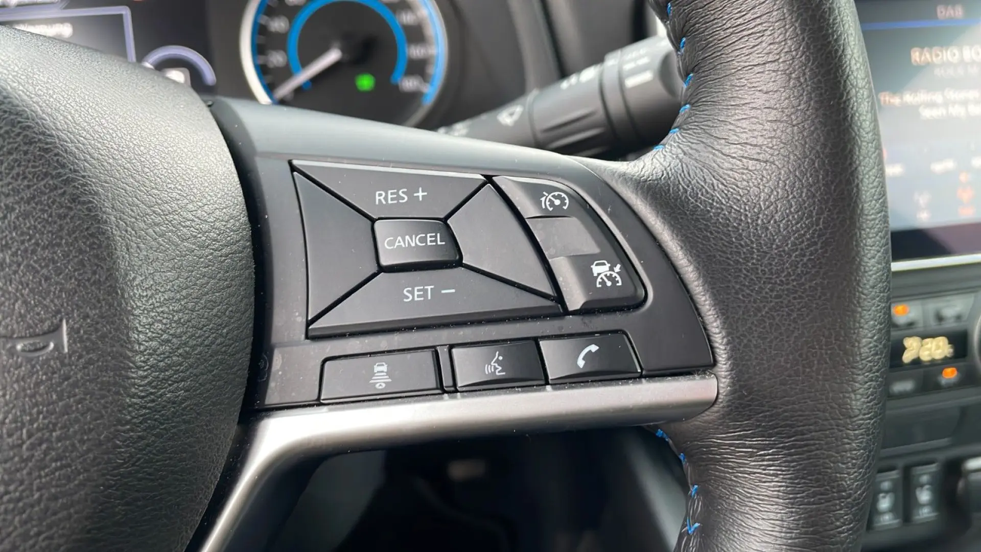 Leaf ACENTA 40 kWh (*ANDROID/APPLE CARPLAY*)