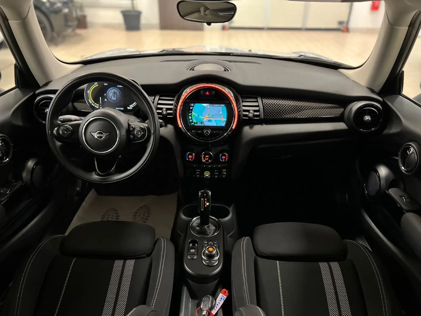 CooperSE/Aut/Navi/LED/SportStz/AppleC/TrimS