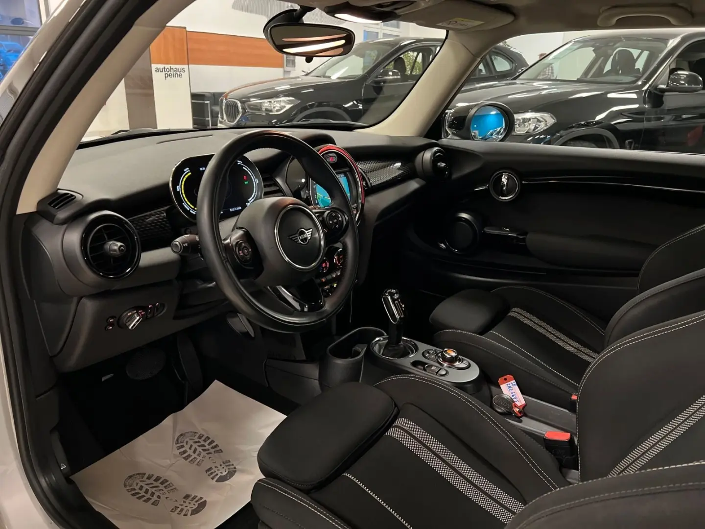 CooperSE/Aut/Navi/LED/SportStz/AppleC/TrimS