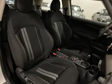 CooperSE/Aut/Navi/LED/SportStz/AppleC/TrimS