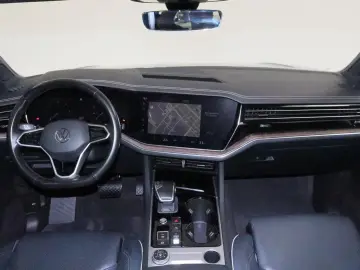 Volkswagen Touareg 3.0 V6 TDI Atmosphere AHK 360°