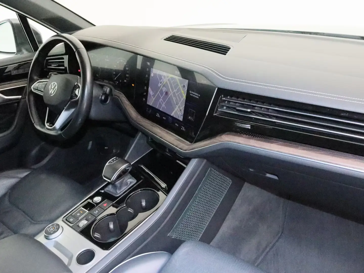 Volkswagen Touareg 3.0 V6 TDI Atmosphere AHK 360°