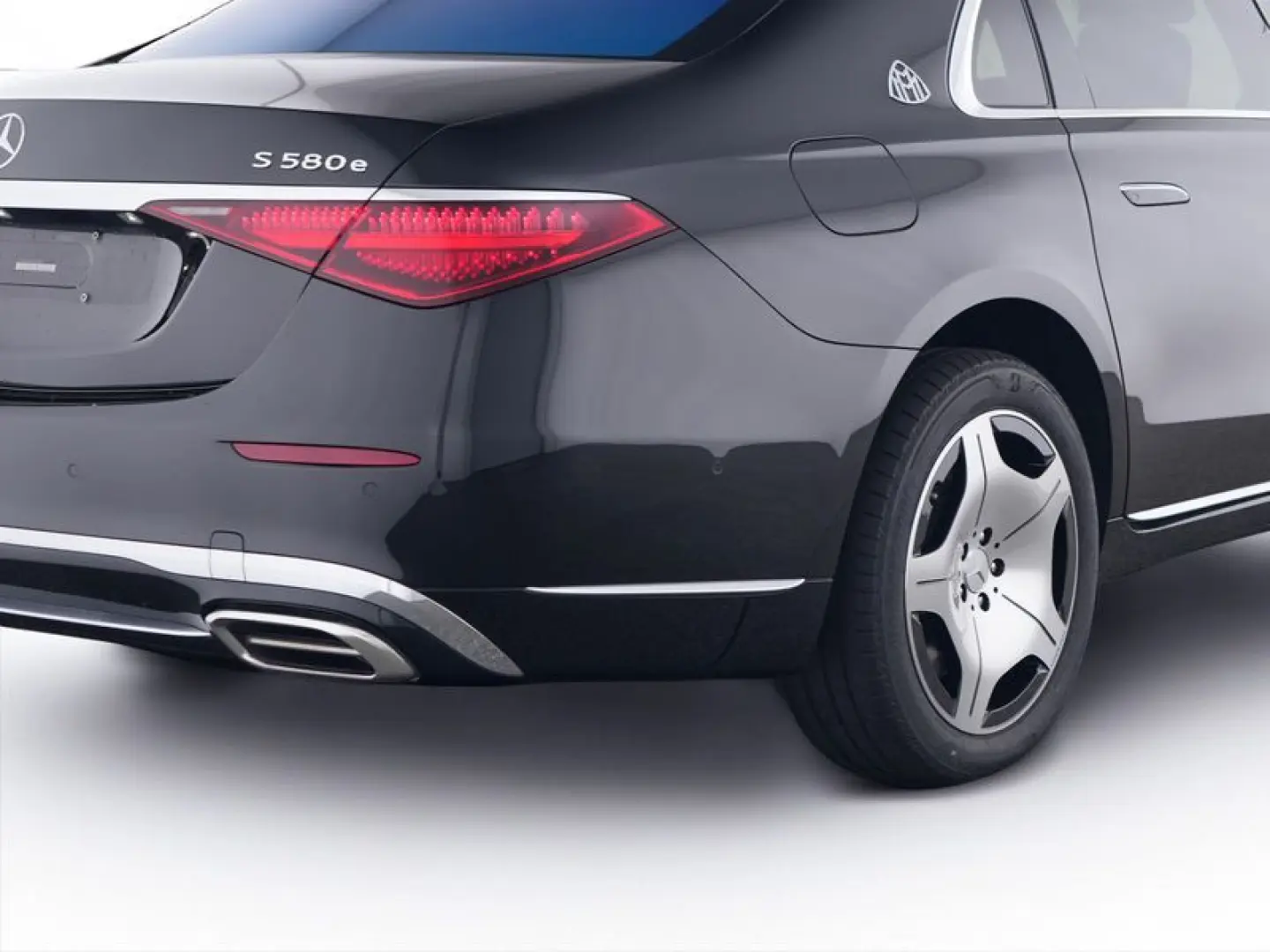 S 580 e Maybach / Rear Axle St / Head Up / Pano
