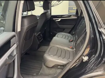 Volkswagen Touareg 4VS. 3.0 TDI AHK/Innov/Cameră/LED