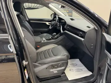 Volkswagen Touareg 4VS. 3.0 TDI AHK/Innov/Cameră/LED