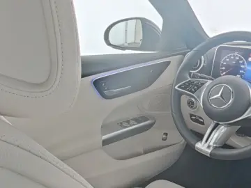 C 220 d 4M Avantgarde-Advanced/Pano/18Zoll/Rollo