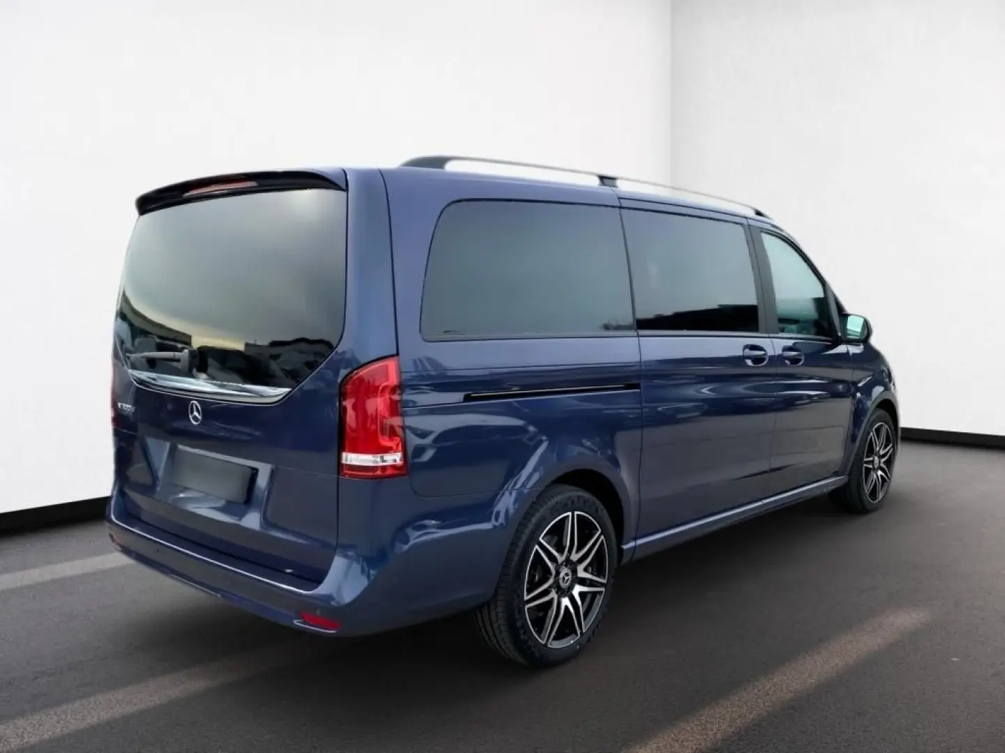 V 300 d long 4x2 *AMG*Avantgarde*Night*AHK*Navi