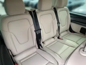 V 300 d long 4x2 *AMG*Avantgarde*Night*AHK*Navi