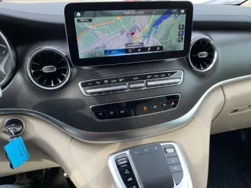 V 300 d long 4x2 *AMG*Avantgarde*Night*AHK*Navi