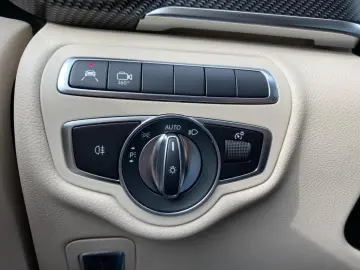 V 300 d long 4x2 *AMG*Avantgarde*Night*AHK*Navi