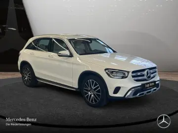 GLC 220 d 4M FAHRASSIST/AHK/BURMEST/HUD/HIGH-END