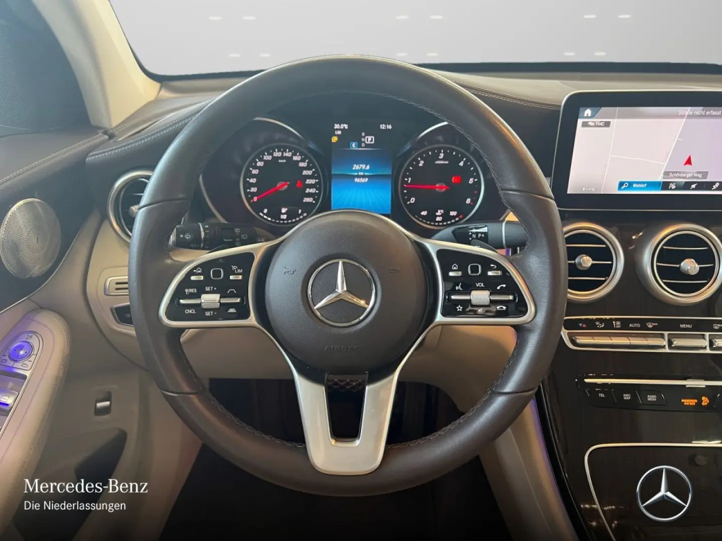 GLC 220 d 4M FAHRASSIST/AHK/BURMEST/HUD/HIGH-END