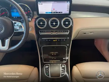 GLC 220 d 4M FAHRASSIST/AHK/BURMEST/HUD/HIGH-END