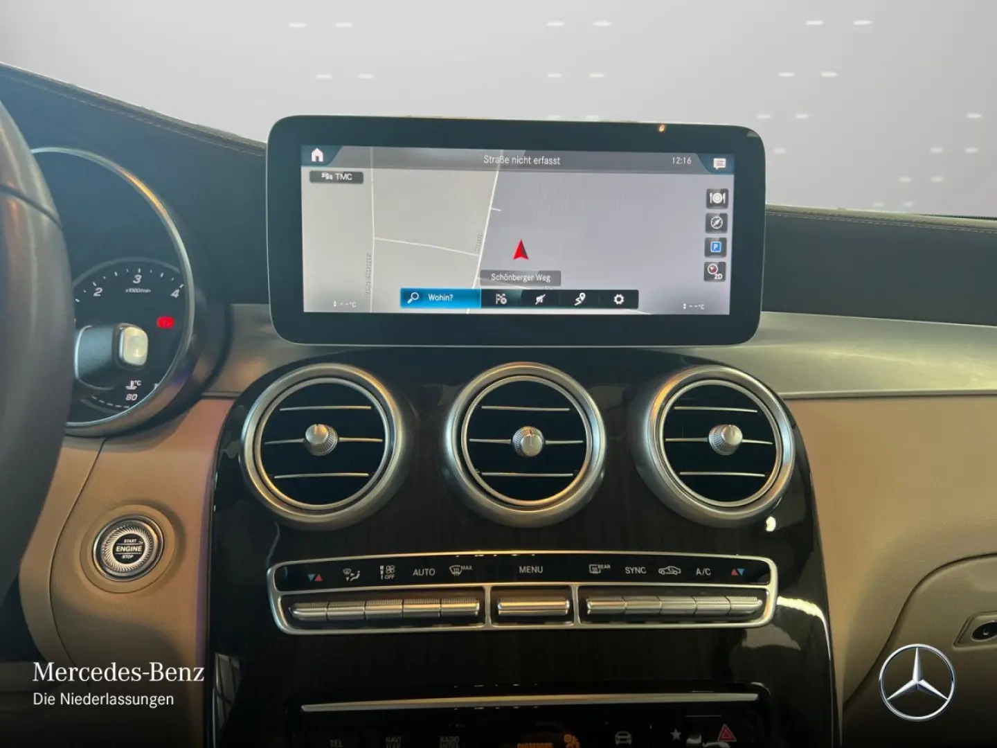 GLC 220 d 4M FAHRASSIST/AHK/BURMEST/HUD/HIGH-END