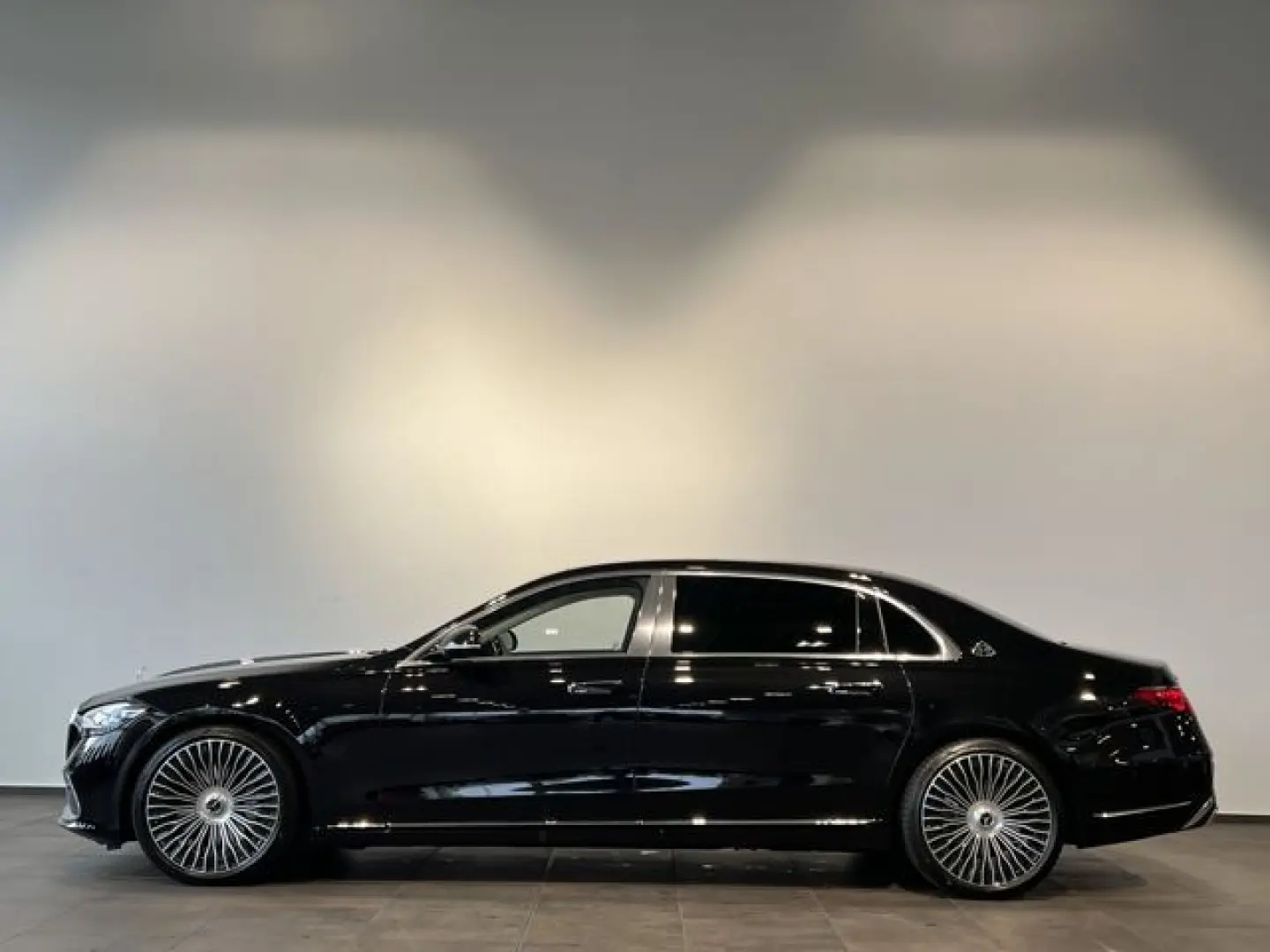 S 680 Maybach 4Matic Pano MBUX Fond 21 Zoll VOLL