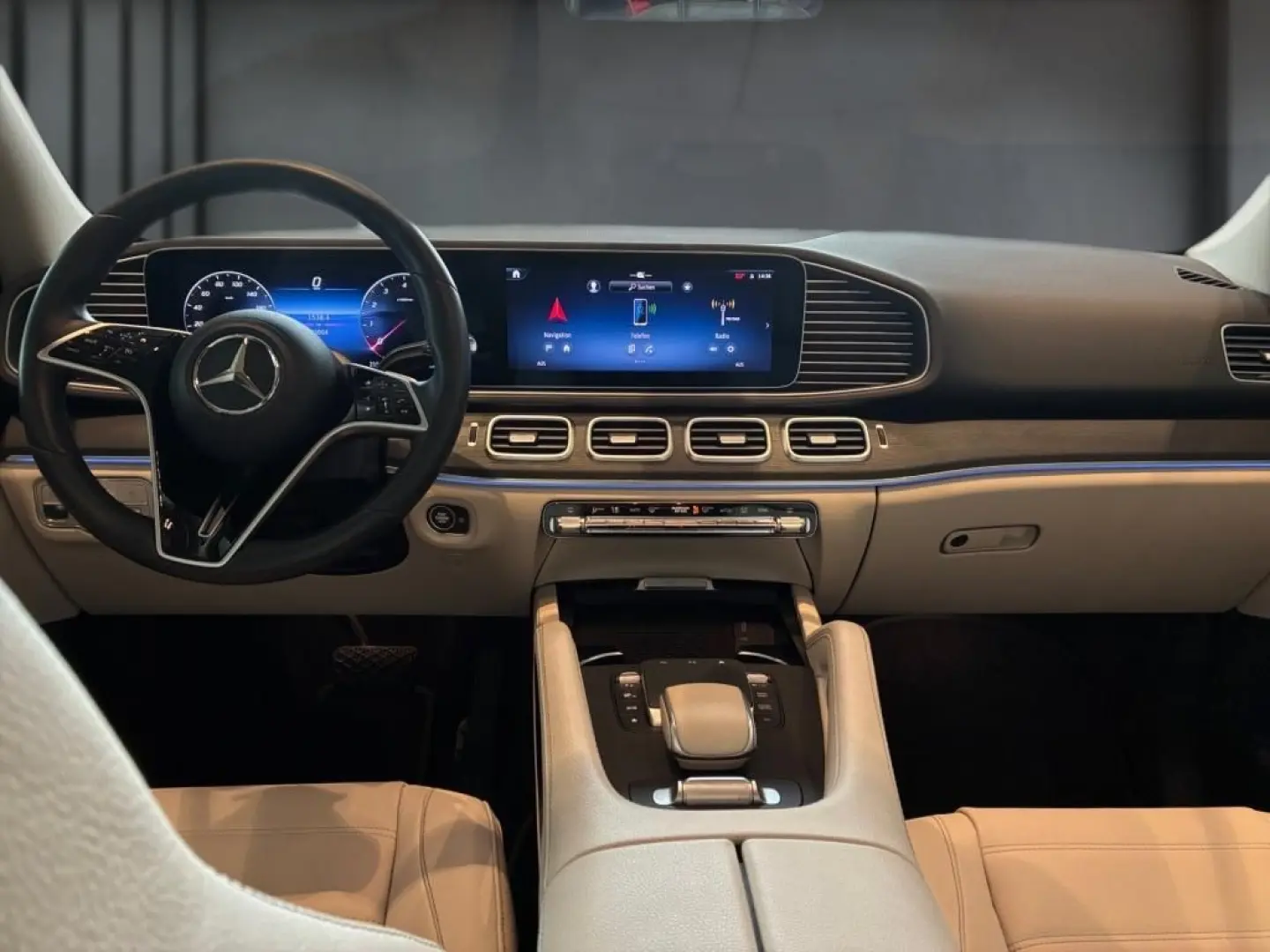 GLE 450 4M AMG+Night+Pano+AHK+Kamera+Memory+MBUX