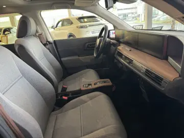 Honda e Advance-Paket