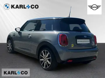 Cooper SE Classic Trim PDC, Navi, Rückfahkamera,