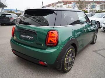 Cooper SE Aut *Navi * Leder * HUD * Kamera * LED