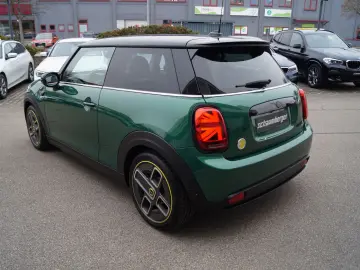 Cooper SE Aut *Navi * Leder * HUD * Kamera * LED
