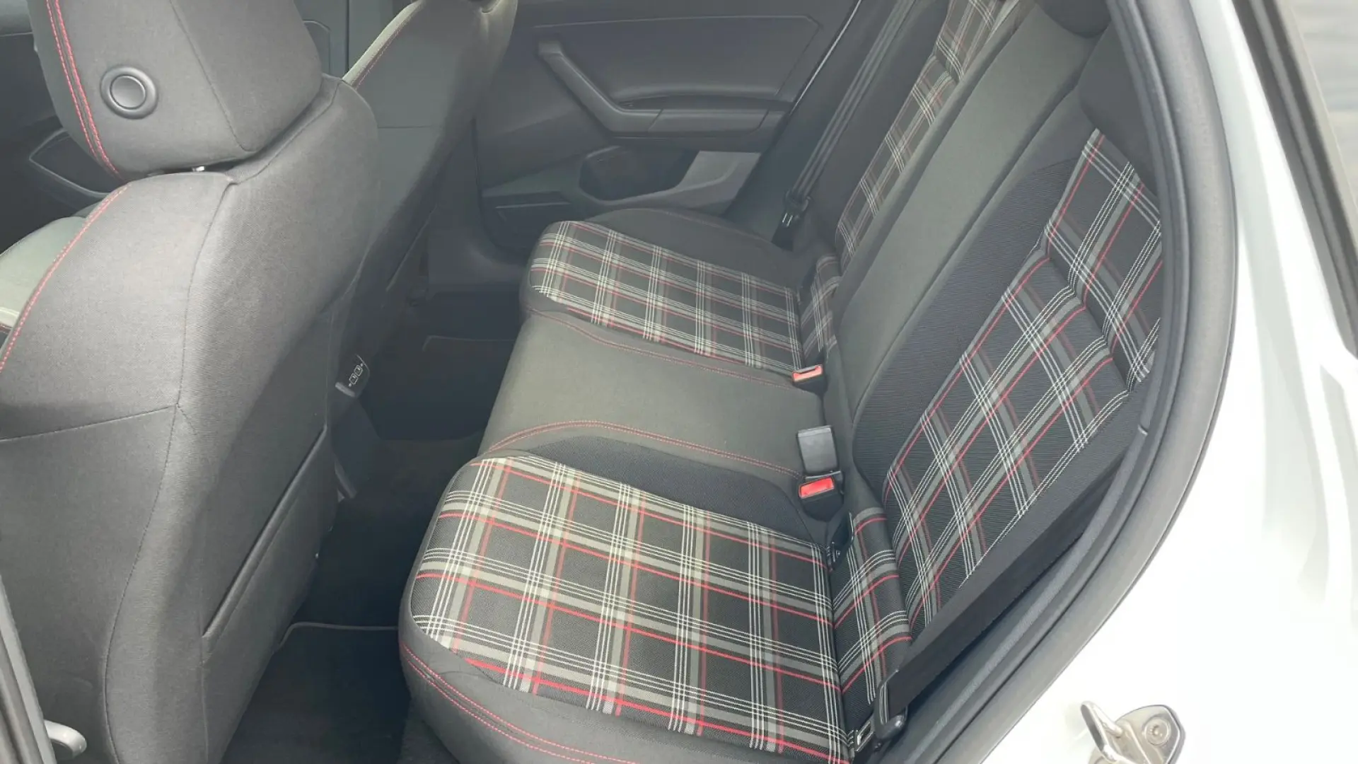 Polo VI GTI ACTIVE INFO ACC CARPLAY LED NAVI PDC