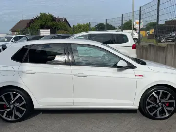 Polo VI GTI ACTIVE INFO ACC CARPLAY LED NAVI PDC