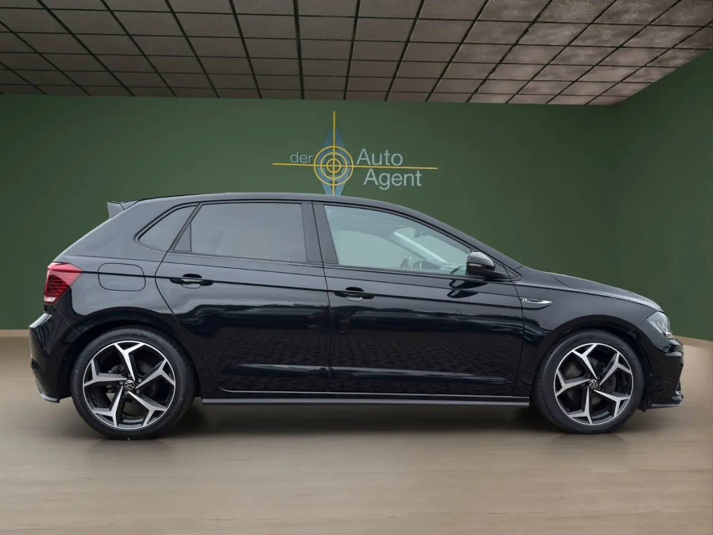 Polo VI R-Line/LED/DSG/digCockpit/Navi/mtl.138,-
