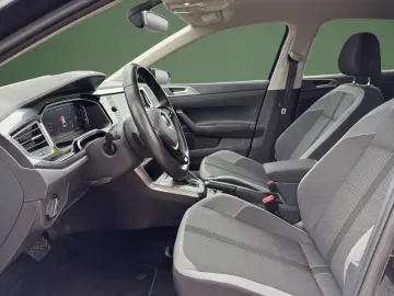 Polo VI R-Line/LED/DSG/digCockpit/Navi/mtl.138,-