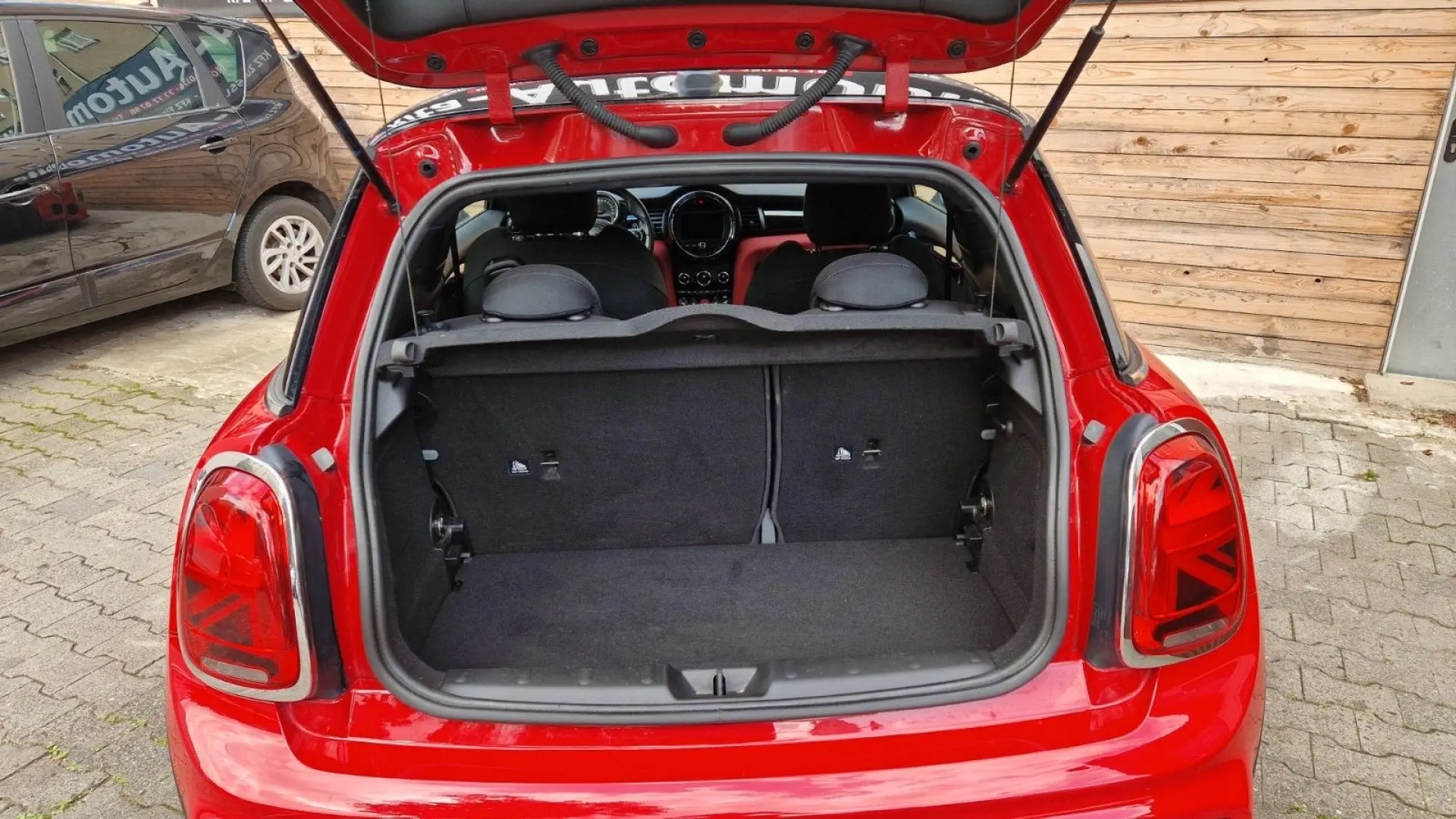 John Cooper Works, Cooper S, Tüv Neu, 1 Hand